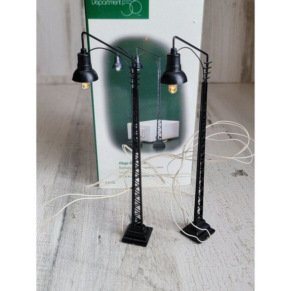 Dept Railroad Lamps 56 52760 snow village accessory Xmas - Picture 2 of 6